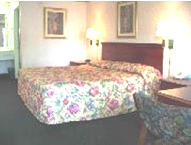 America'S Best Inn & Suites - Decatur Habitación foto